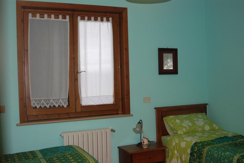 Casa Mariu Hotel Sala Consilina Szoba fotó